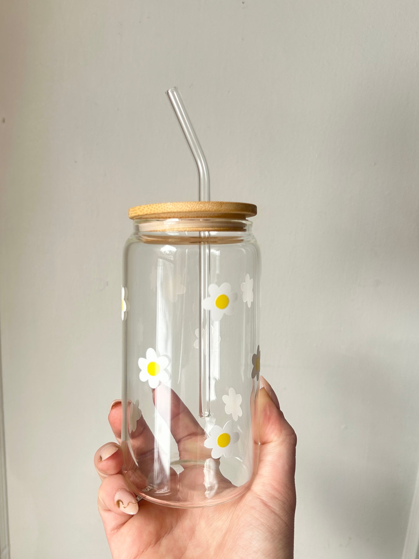 Daisy 16 oz cup