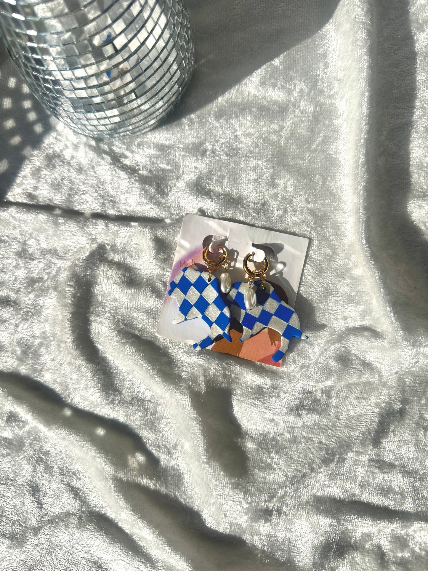 Pearly checkered Buffalo Huggies
